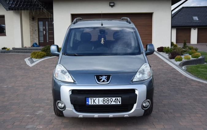 Peugeot Partner cena 24900 przebieg: 230000, rok produkcji 2010 z Chełmża małe 781